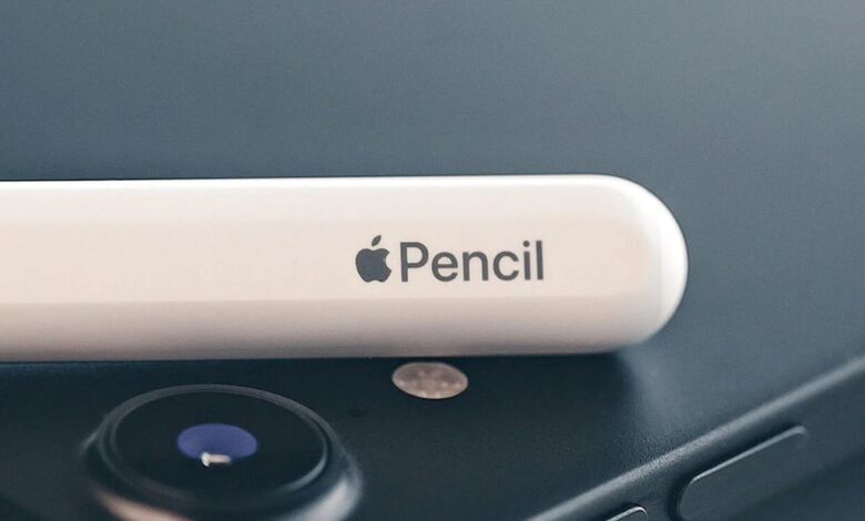 charge an Apple Pencil